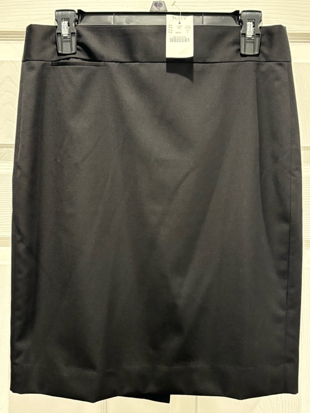 J.Crew black Classic pencil skirt
Sz 4 Wool Polyester New Workwear Church Spring